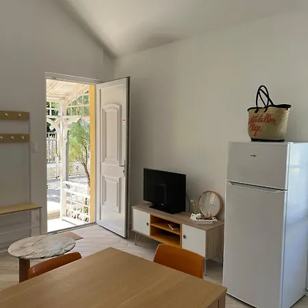 度假居 50m De La *